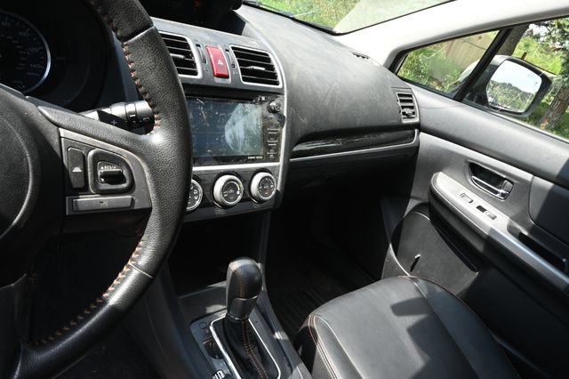 Used 2016 Subaru Crosstrek 2.0i Limited AWD/4WD image 8