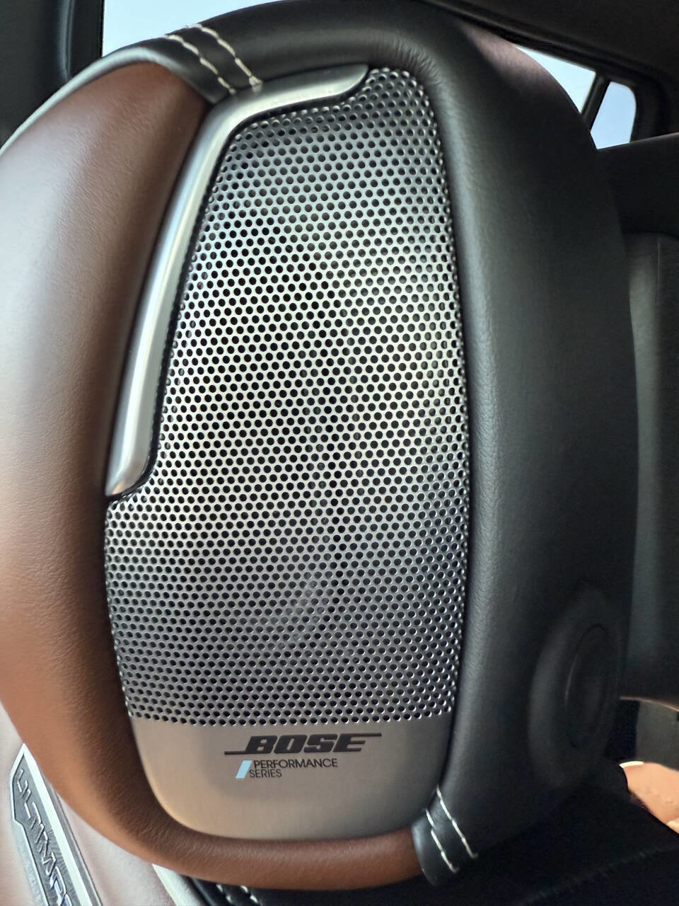 Used 2023 GMC Yukon Denali Ultimate image 47