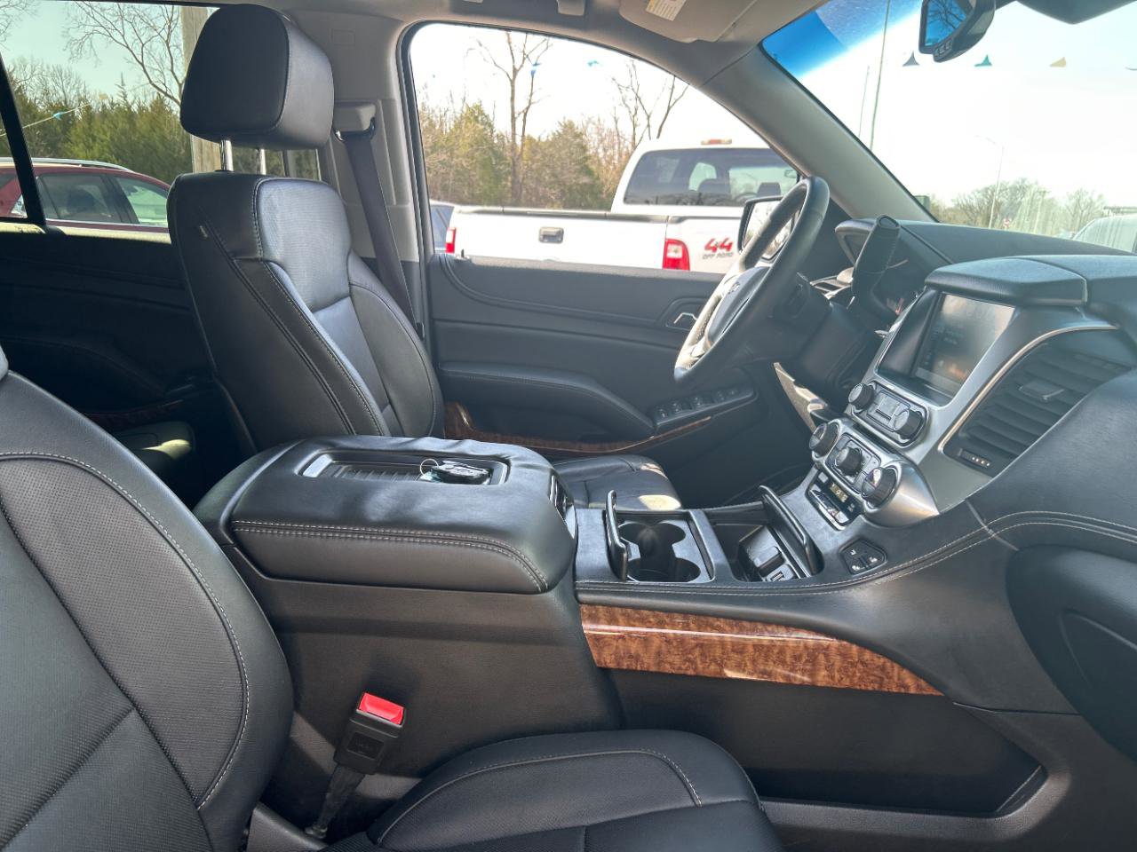 Used 2015 Chevrolet Tahoe LTZ RWD image 29