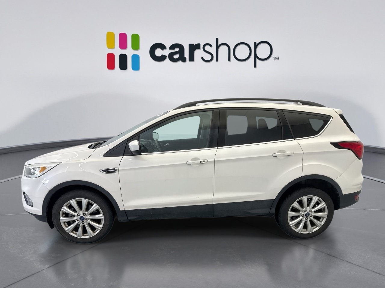 Used 2019 Ford Escape SEL AWD/4WD image 2