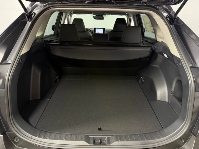 Used 2025 Toyota RAV4 XLE image 25