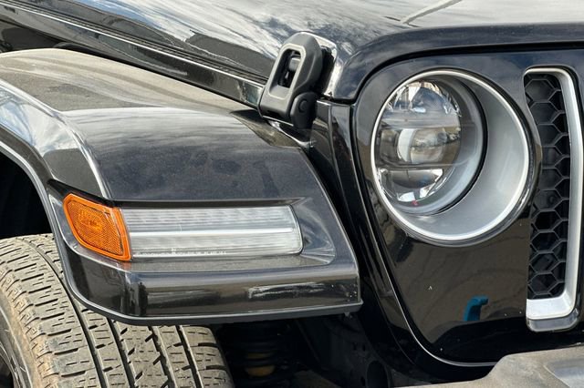 Used 2023 Jeep Wrangler Unlimited Sahara image 10