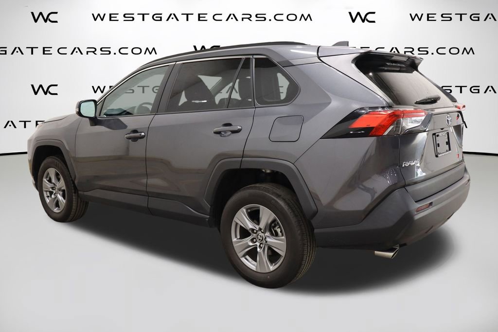 Used 2022 Toyota RAV4 XLE image 5