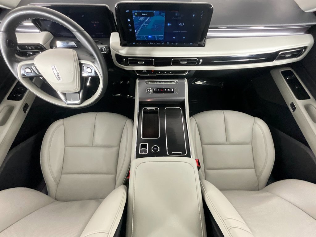 Used 2025 Lincoln Aviator 2WD w/ Equipment Group 101A image 14