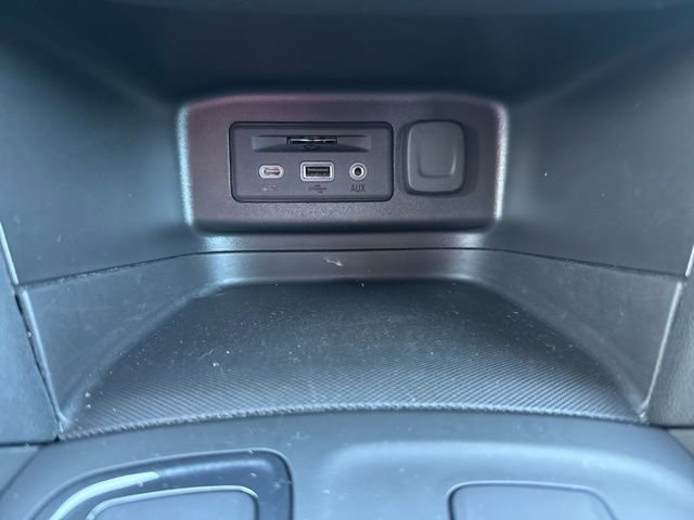 Used 2023 Chevrolet Equinox RS AWD/4WD image 21