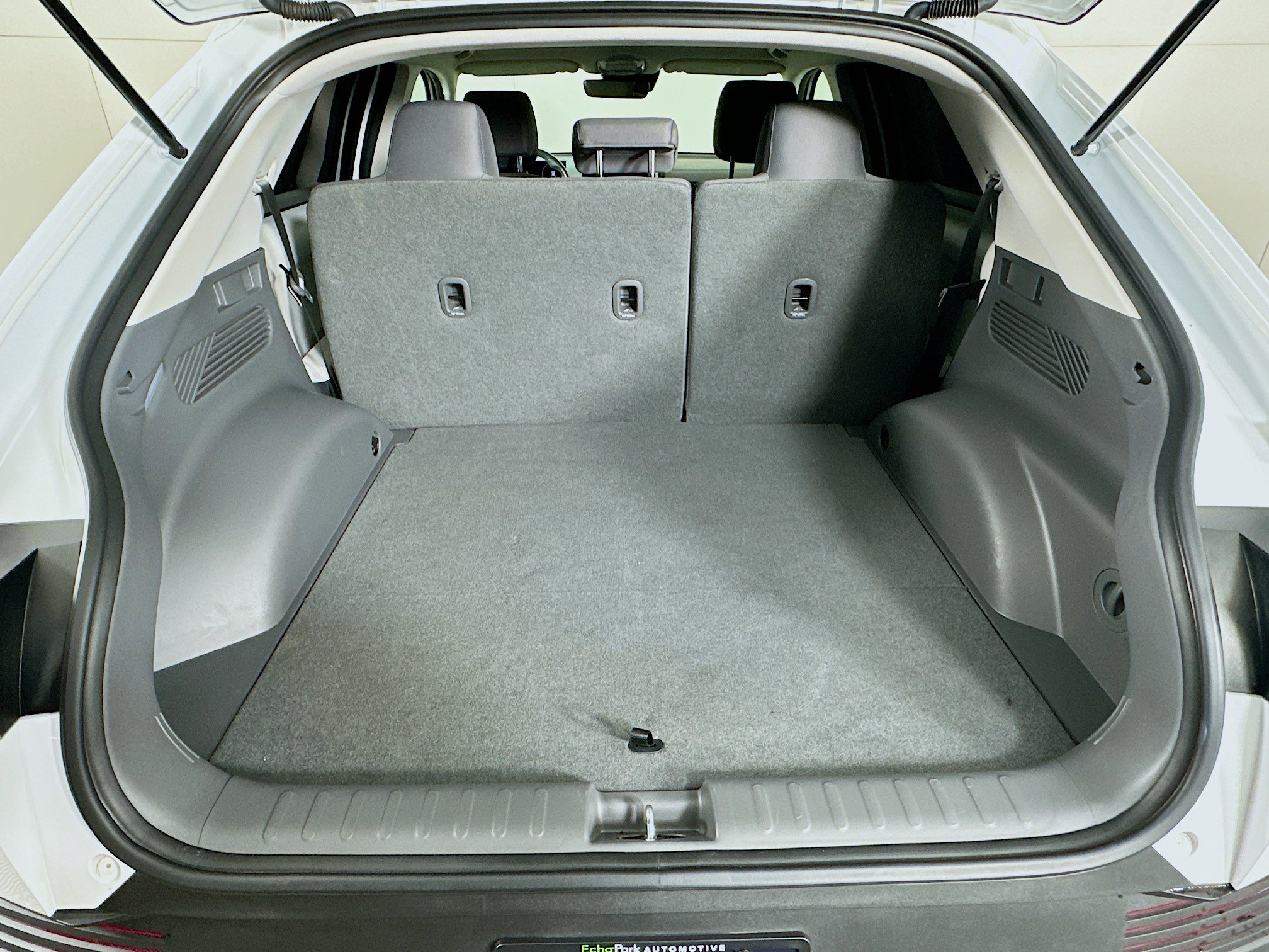 Used 2024 Hyundai Ioniq 5 SE image 28