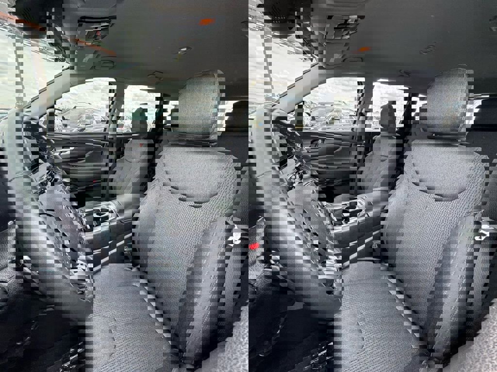 Used 2023 Hyundai Santa Fe SEL image 14