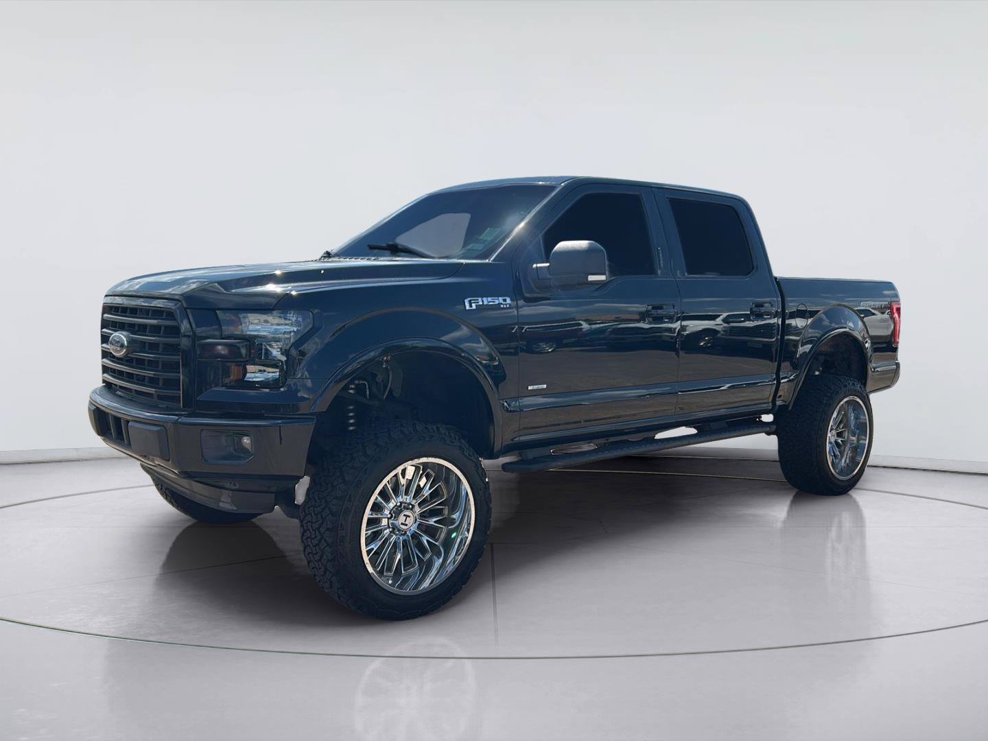 Used 2016 Ford F150 XLT w/ Equipment Group 302A Luxury