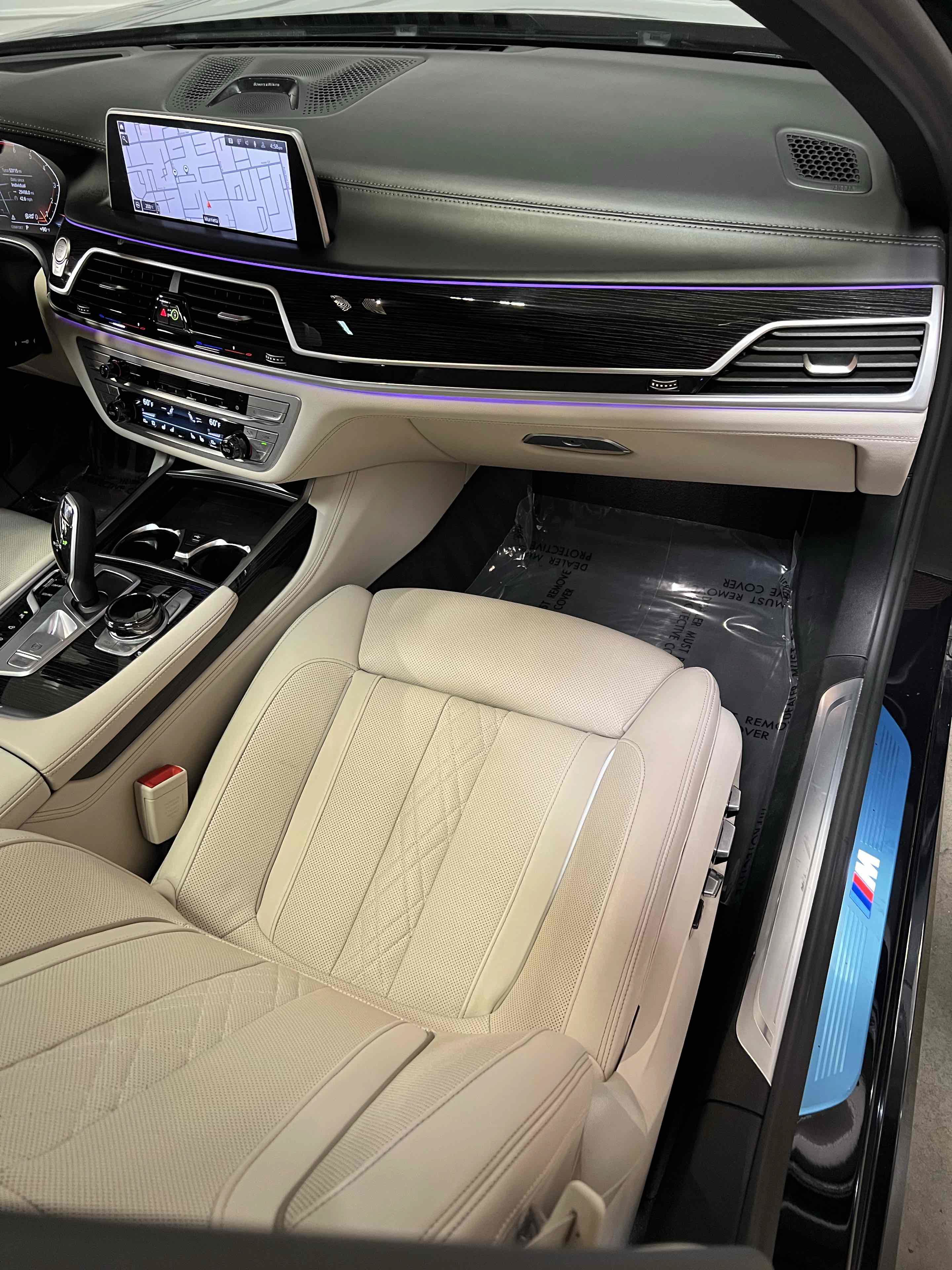Used 2021 BMW 750i xDrive w/ Executive Package AWD/4WD image 19