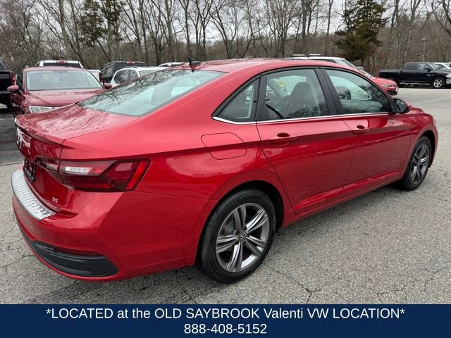 Certified 2023 Volkswagen Jetta SE w/ Panoramic Sunroof Package FWD image 5