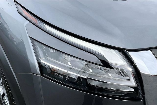 Used 2024 Nissan Pathfinder SL image 32