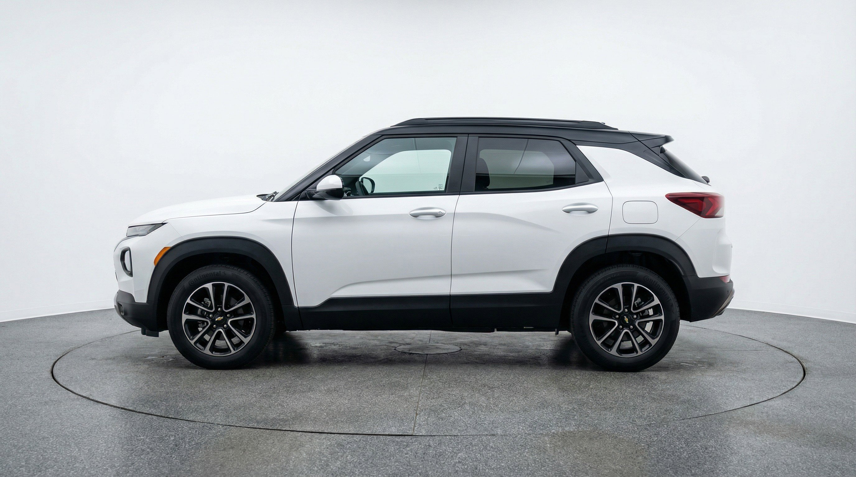 Used 2025 Chevrolet TrailBlazer LT image 5