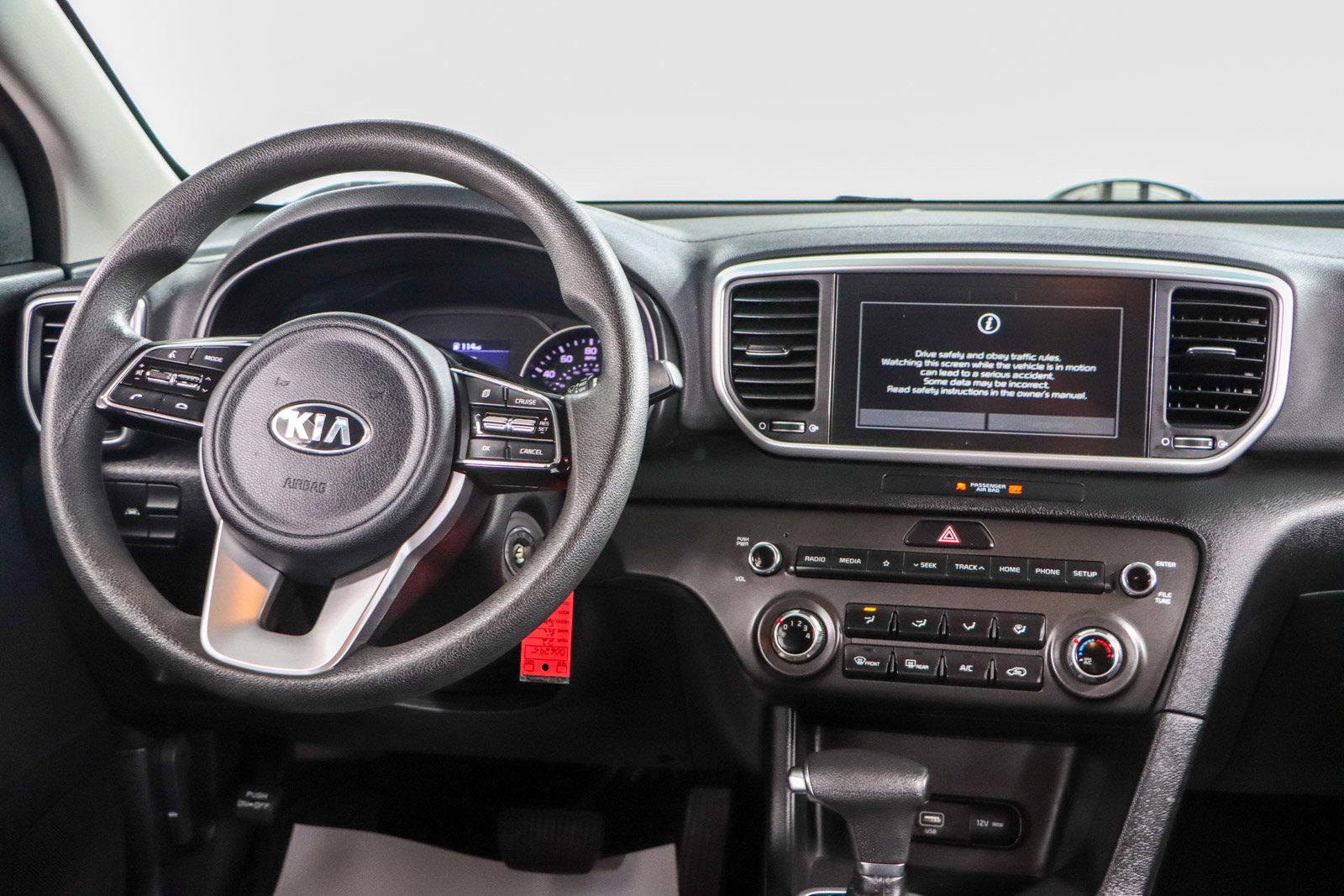 Used 2022 Kia Sportage LX image 17