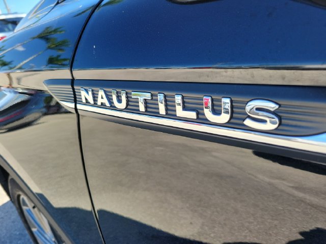 Certified 2019 Lincoln Nautilus Select FWD image 10