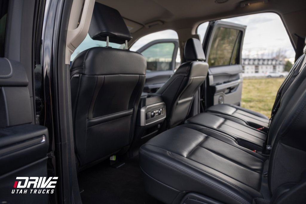 Used 2023 Ford Expedition Max XLT AWD/4WD image 19