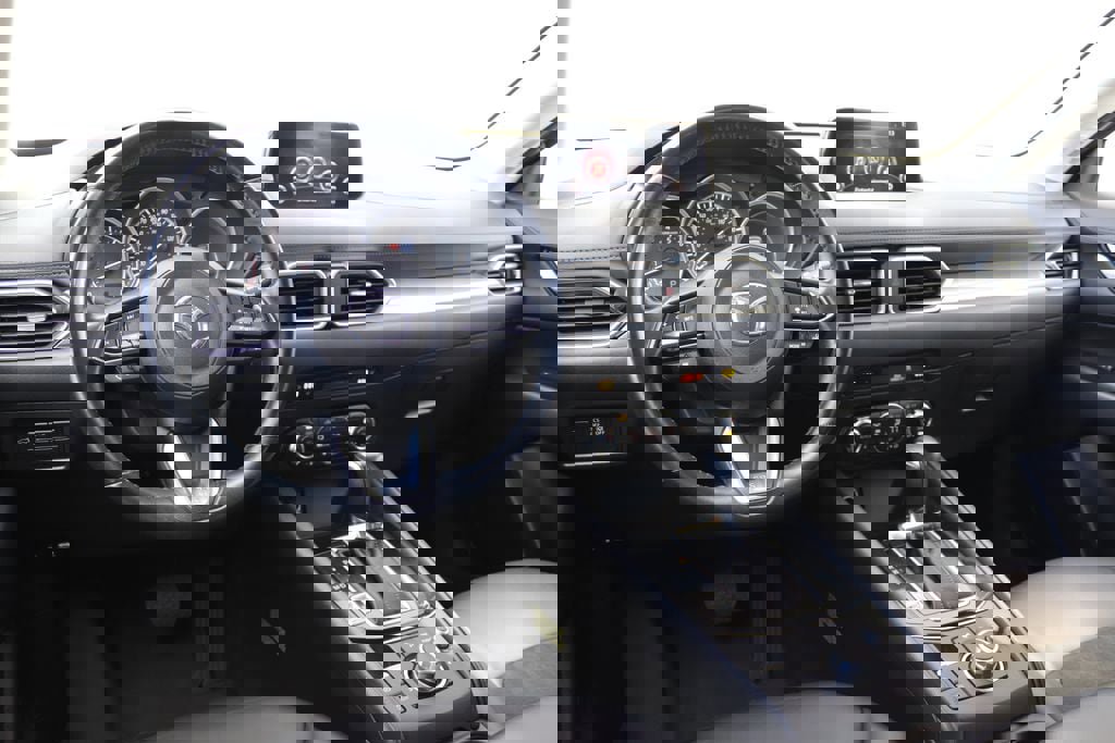 Used 2017 MAZDA CX-5 Touring image 3