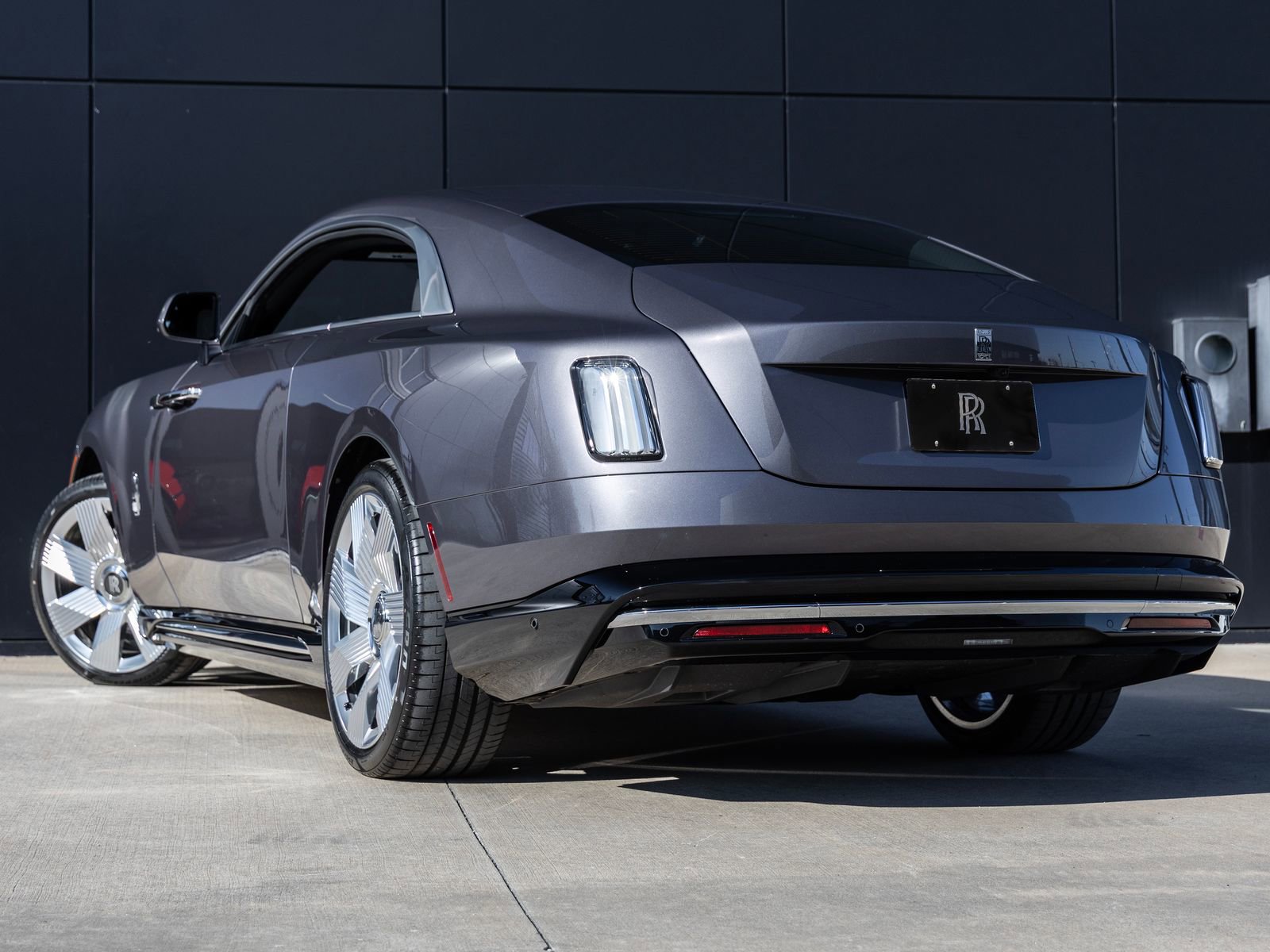 Certified 2025 Rolls-Royce Spectre image 9