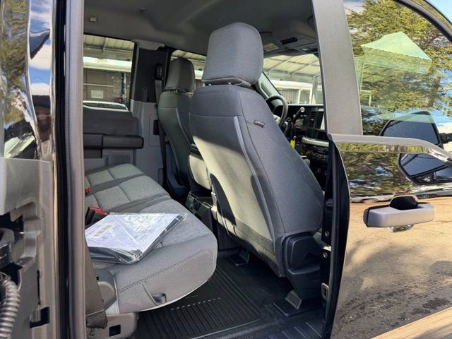 Used 2025 Ford F350 XL w/ FX4 Off-Road Package image 34