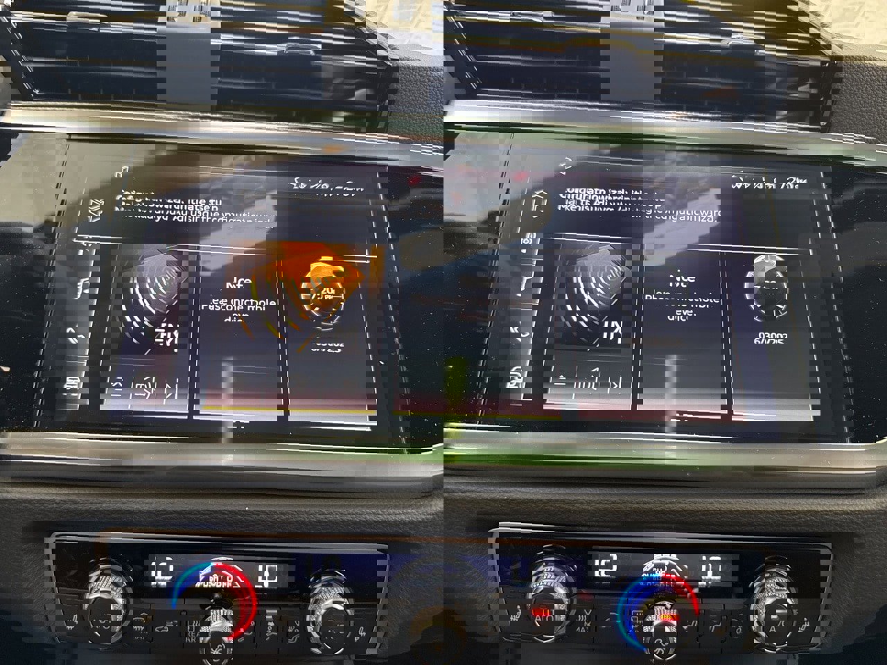 New 2025 Audi Q3 2.0T Premium image 24