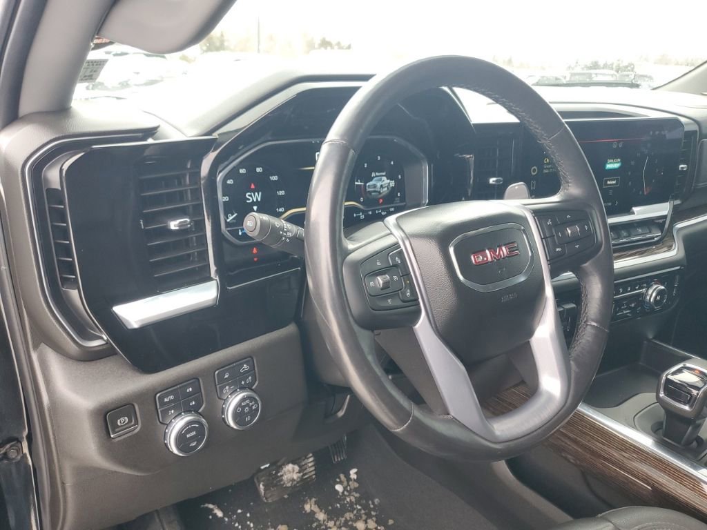 Used 2022 GMC Sierra 1500 Elevation w/ Elevation Premium Package image 12