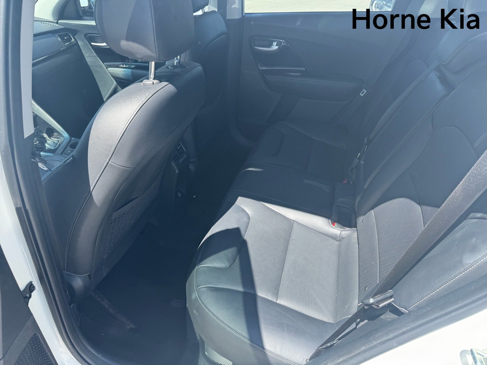Used 2018 Kia Niro Touring FWD image 12