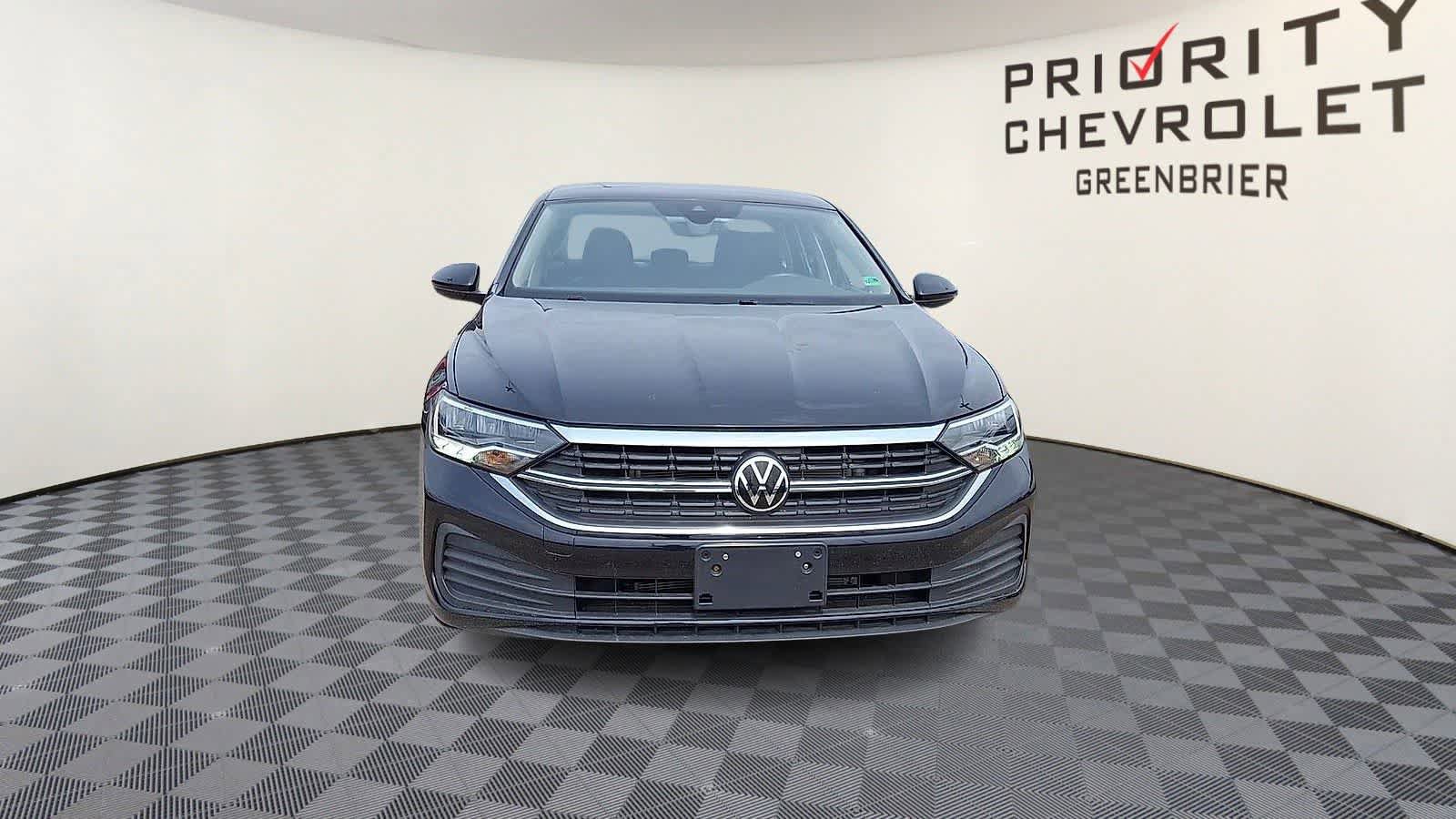 Used 2024 Volkswagen Jetta S FWD image 3