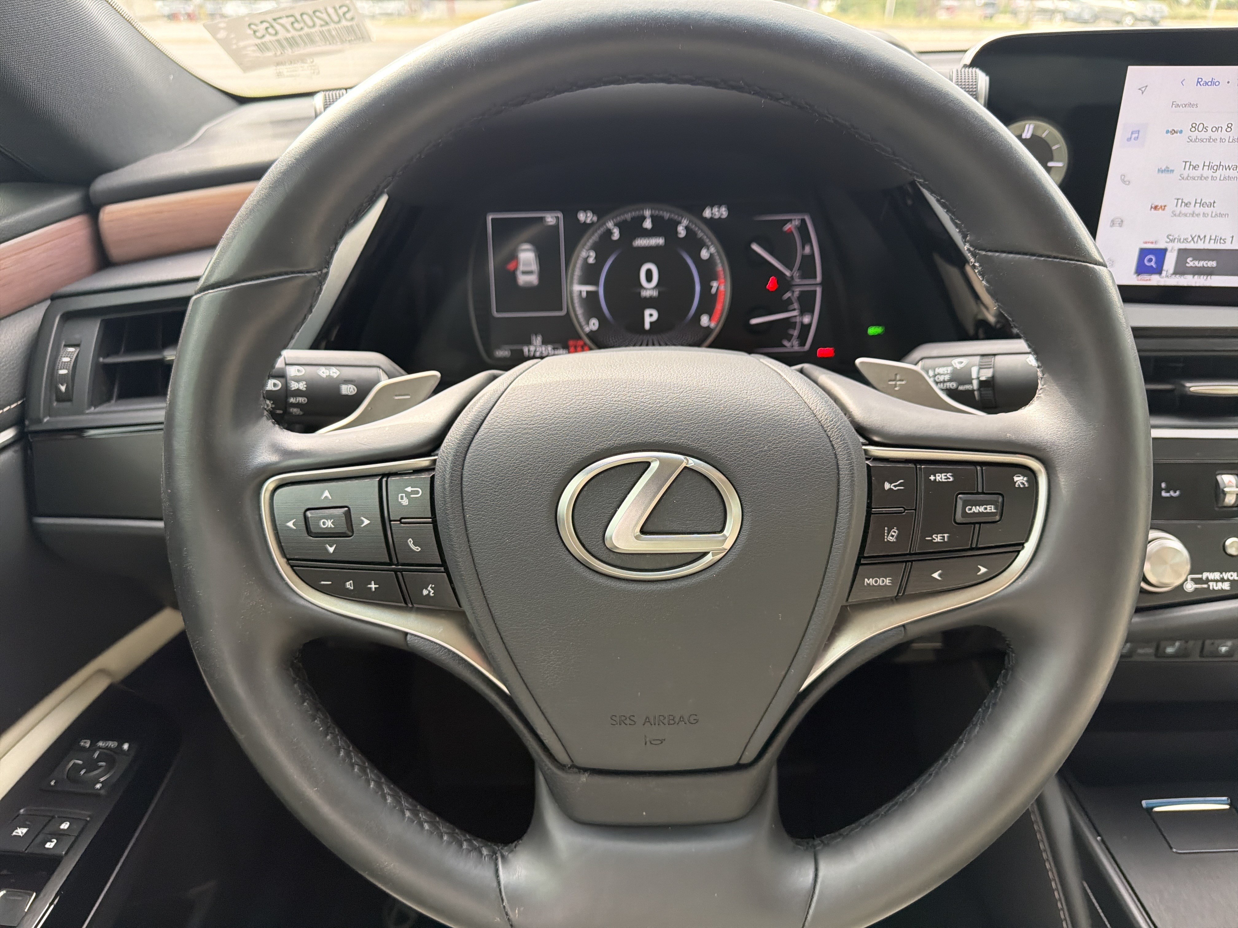 Used 2025 Lexus ES 350 w/ Premium Package FWD image 12