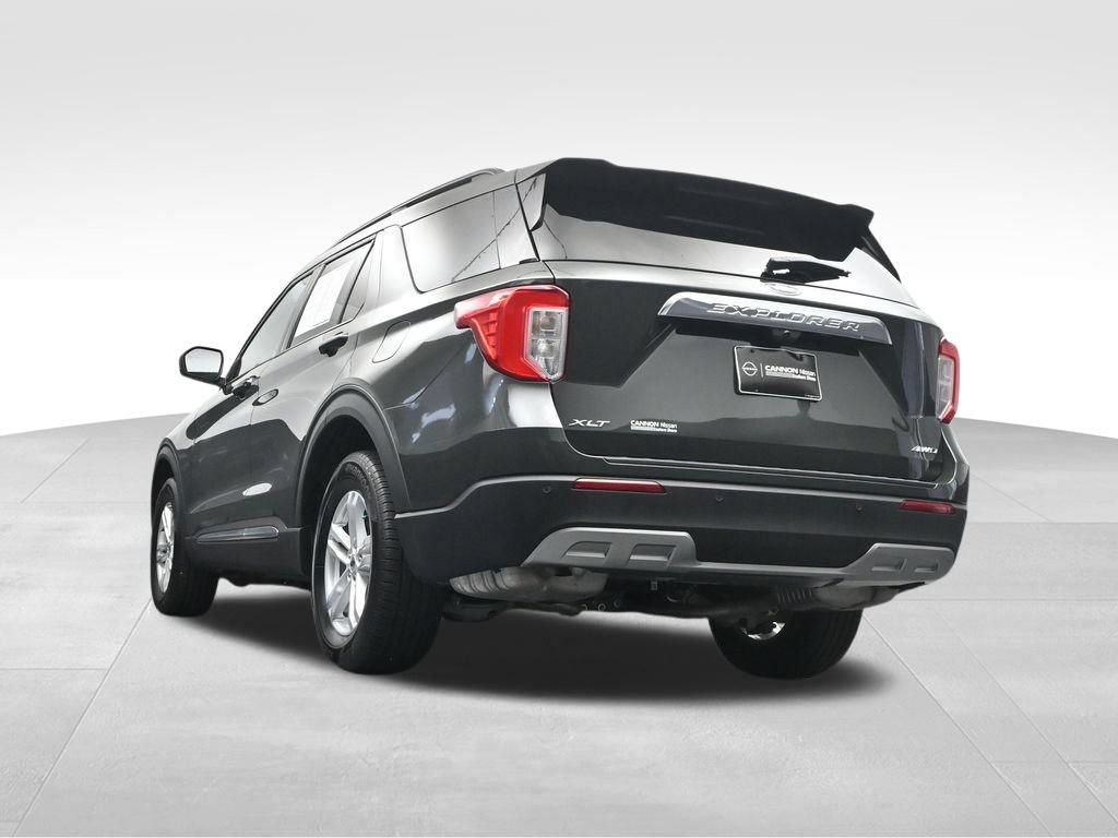 Used 2024 Ford Explorer XLT w/ Equipment Group 202A AWD/4WD image 25