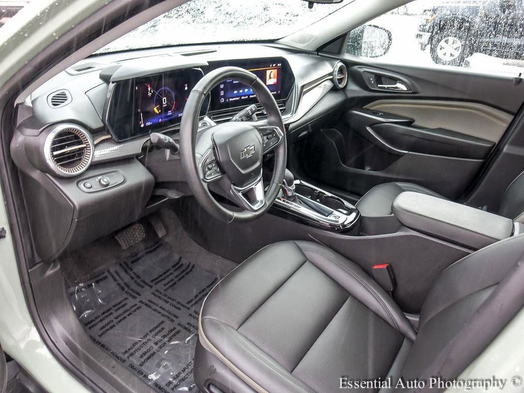 Used 2024 Chevrolet Trax ACTIV w/ Sunroof Package image 10