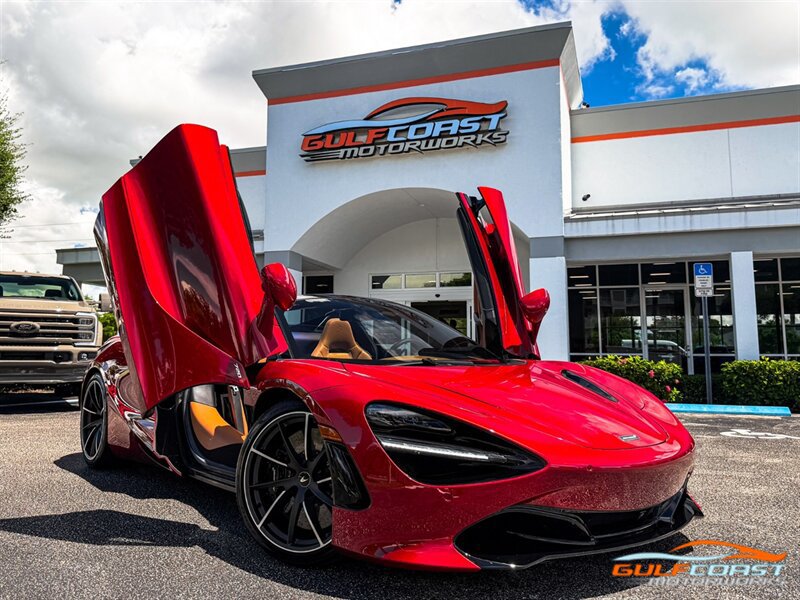 Used 2022 McLaren 720S Spider RWD image 1