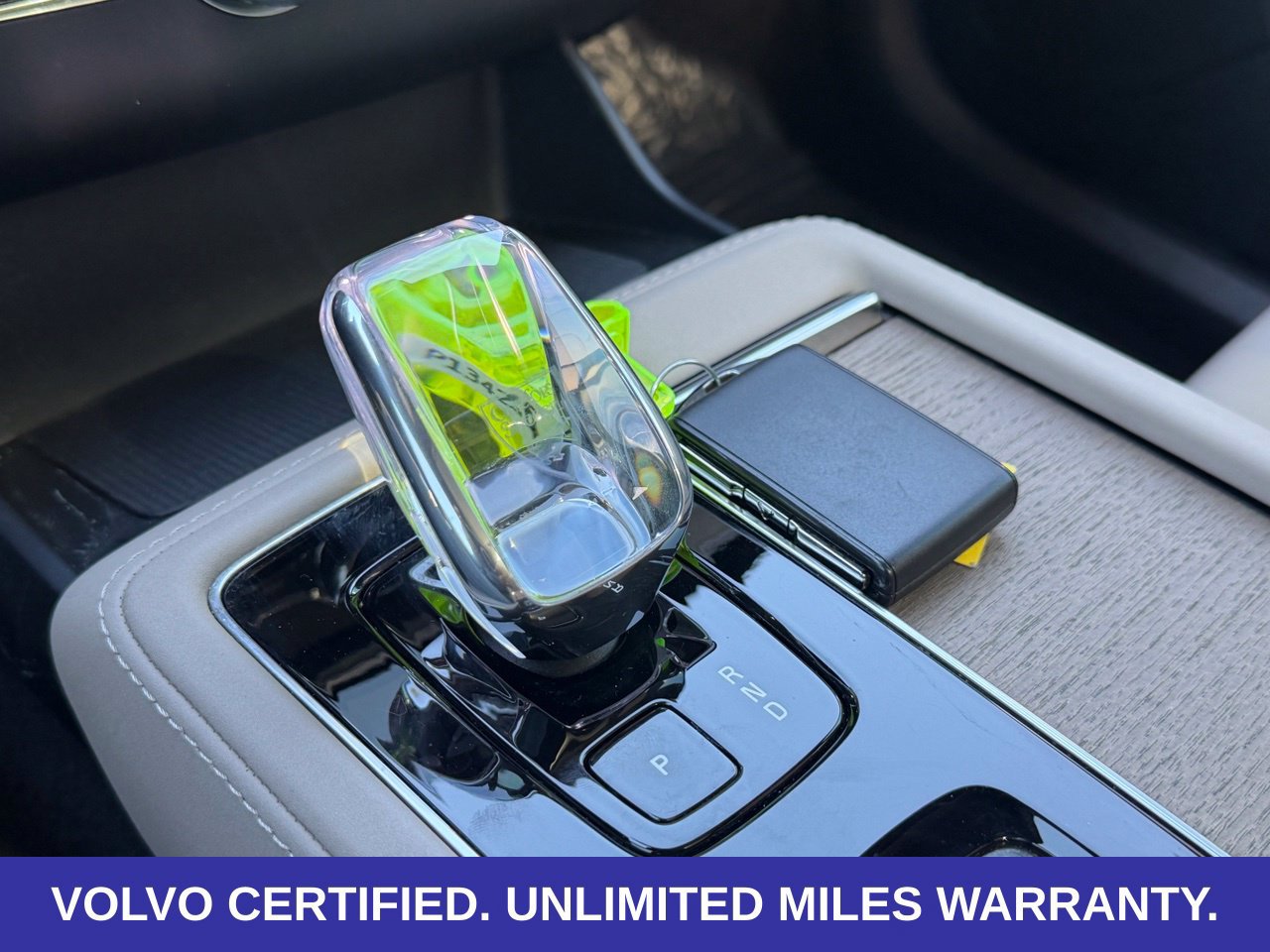 Certified 2026 Volvo XC90 B6 Plus AWD/4WD image 25