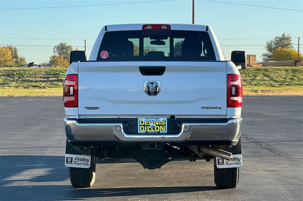 Used 2024 RAM 2500 Tradesman w/ Chrome Appearance Group image 5