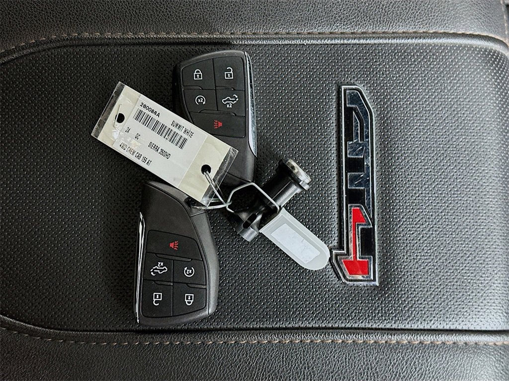 Used 2024 GMC Sierra 3500 AT4 w/ AT4 Premium Plus Package image 35