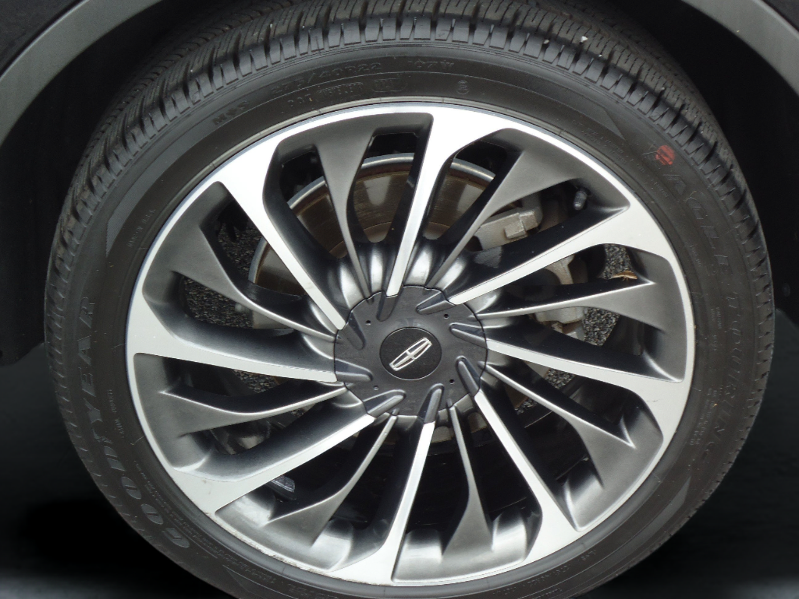 Used 2020 Lincoln Aviator Reserve w/ Equipment Group 202A AWD/4WD image 9