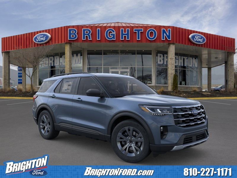 Used 2026 Ford Explorer Active AWD/4WD image 1