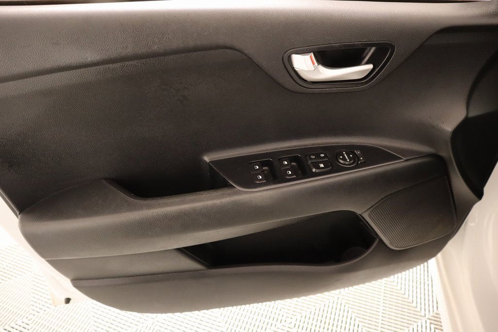 Used 2019 Kia Rio S image 14