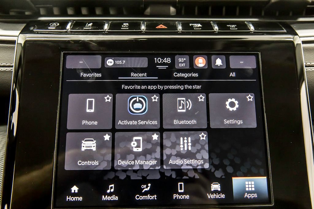 Used 2023 Jeep Grand Cherokee Laredo AWD/4WD image 22
