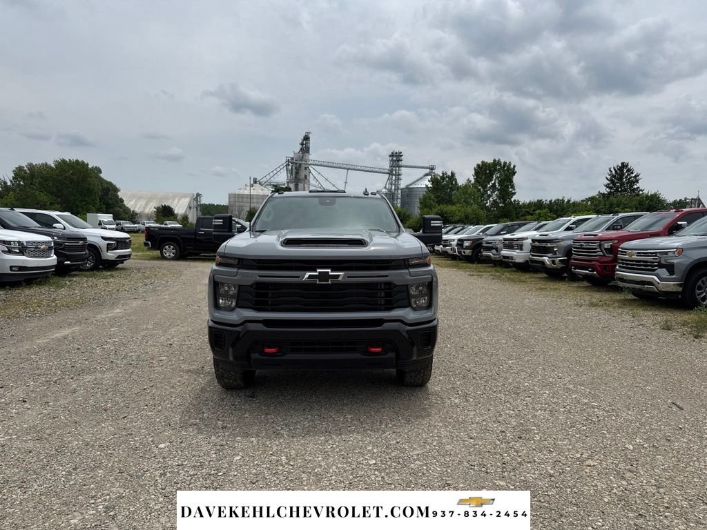 Used 2025 Chevrolet Silverado 2500 Custom w/ Custom Value Package AWD/4WD image 8