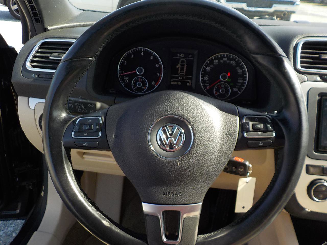 Used 2015 Volkswagen Eos Komfort image 10