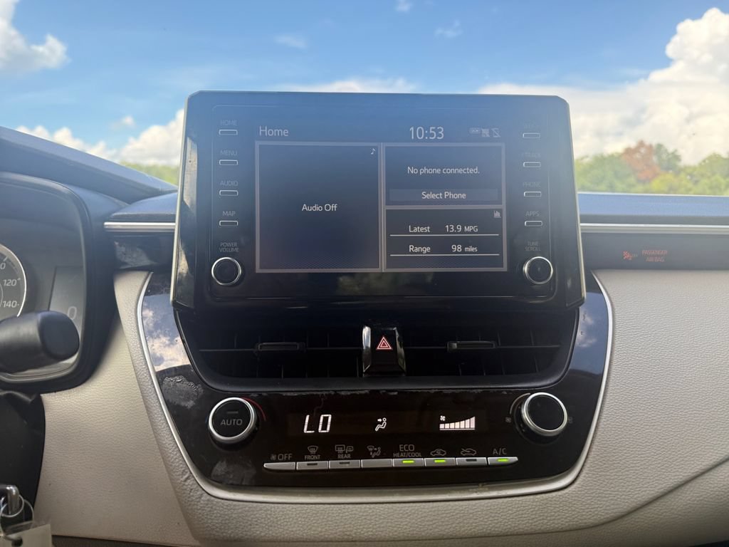 Used 2020 Toyota Corolla LE FWD image 24