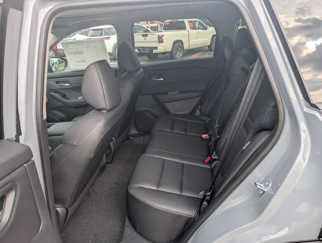 New 2026 Nissan Rogue Dark Armor AWD/4WD image 10
