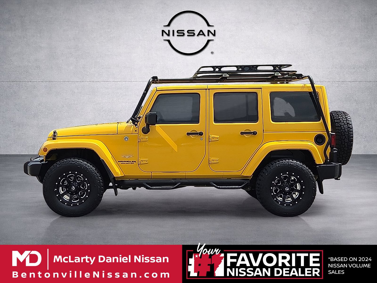 Used 2015 Jeep Wrangler Unlimited Sahara w/ Max Tow Package AWD/4WD image 3