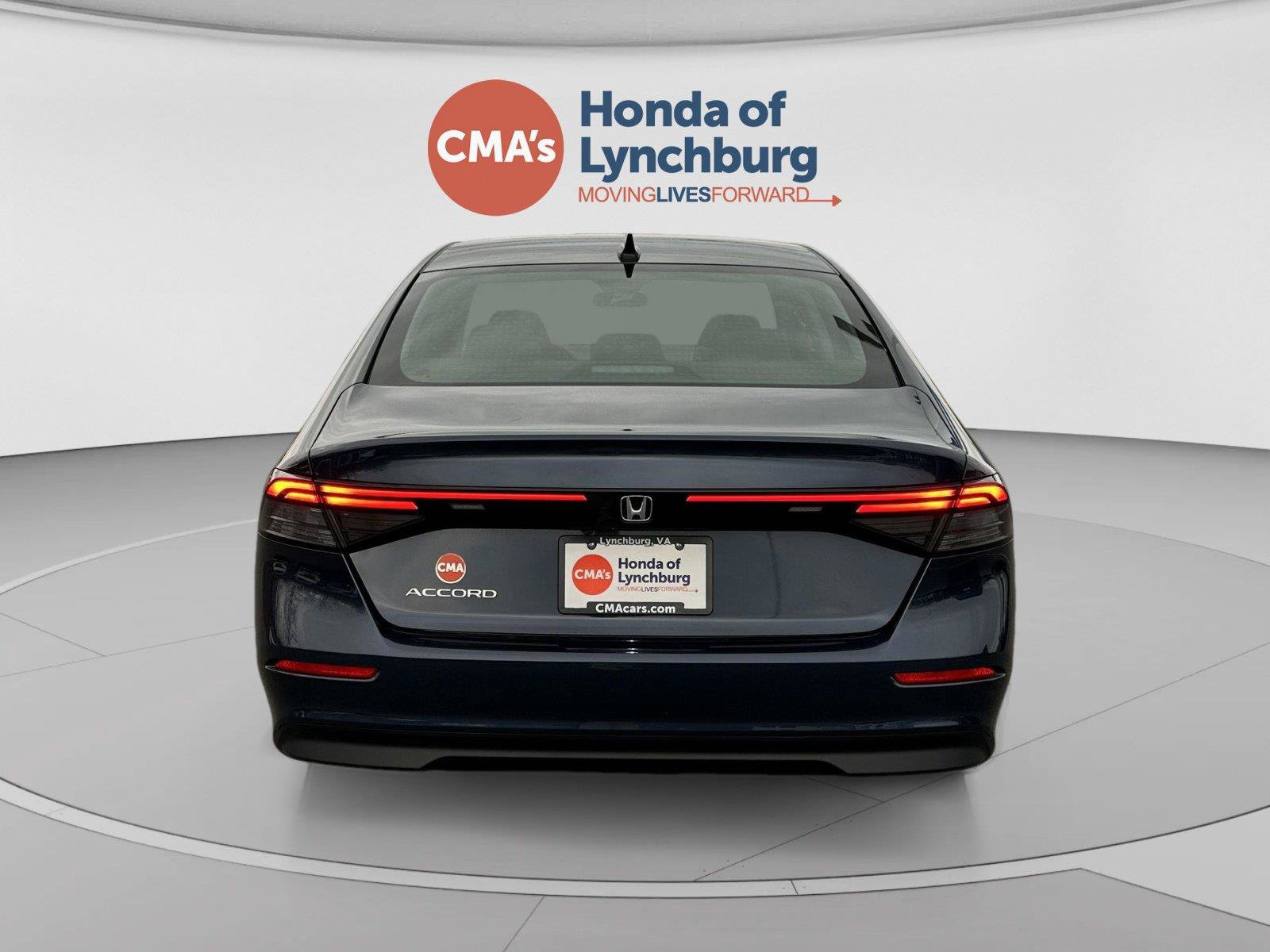 Used 2025 Honda Accord SE image 4