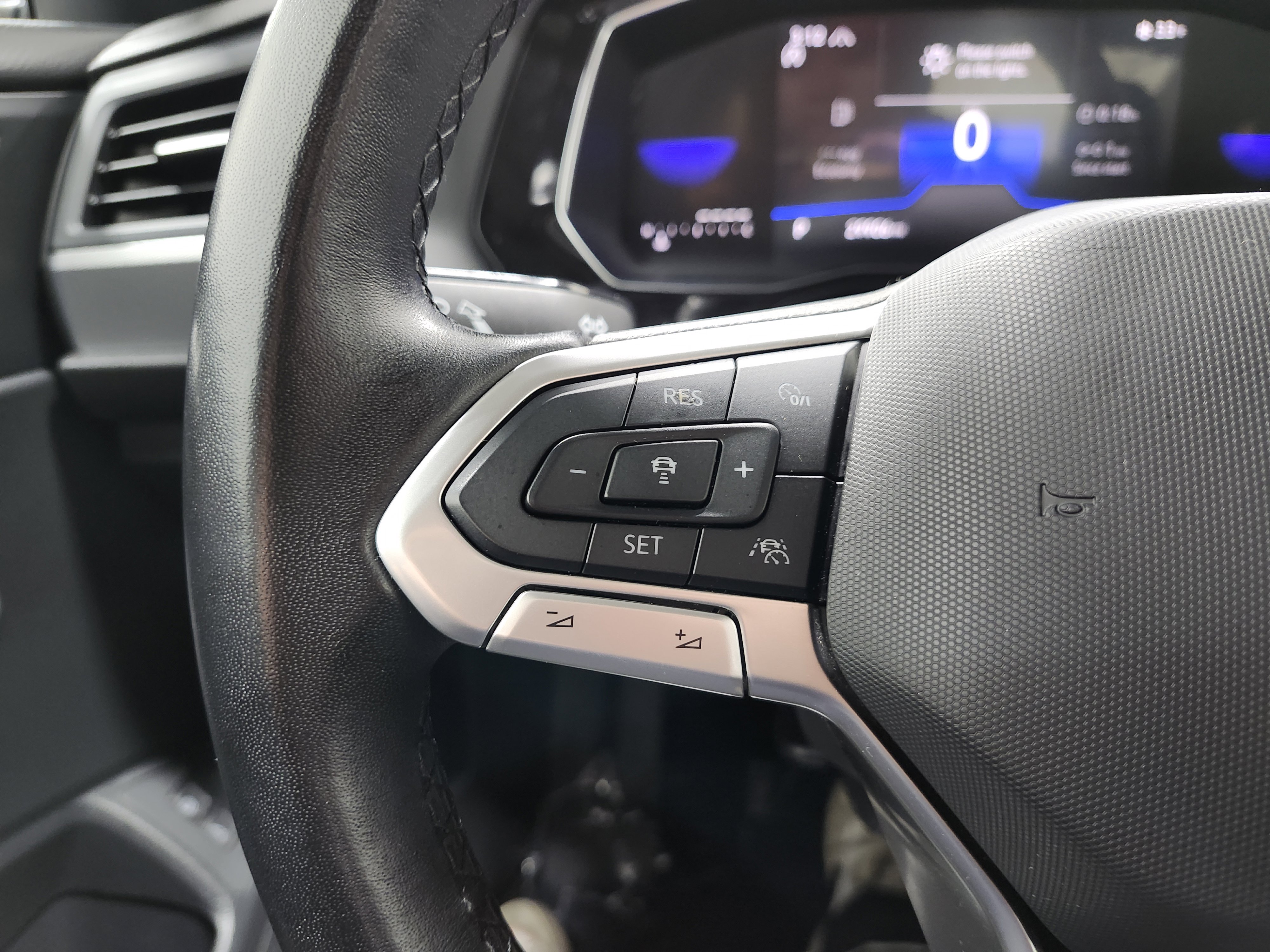 Used 2023 Volkswagen Jetta S image 31