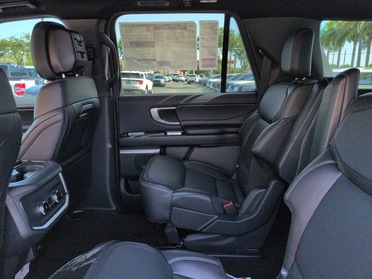 New 2026 Ford Expedition Max Platinum w/ Stealth Appearance Package AWD/4WD image 14