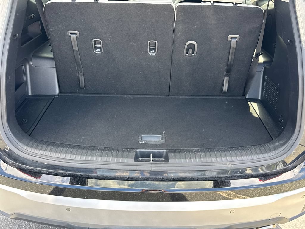 Used 2024 Kia Telluride S w/ S Sunroof Package FWD image 18