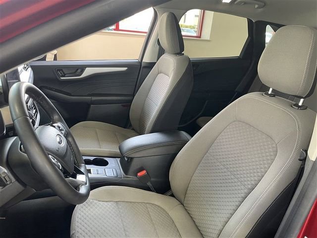 Used 2022 Ford Escape SE w/ Cold Weather Package image 20