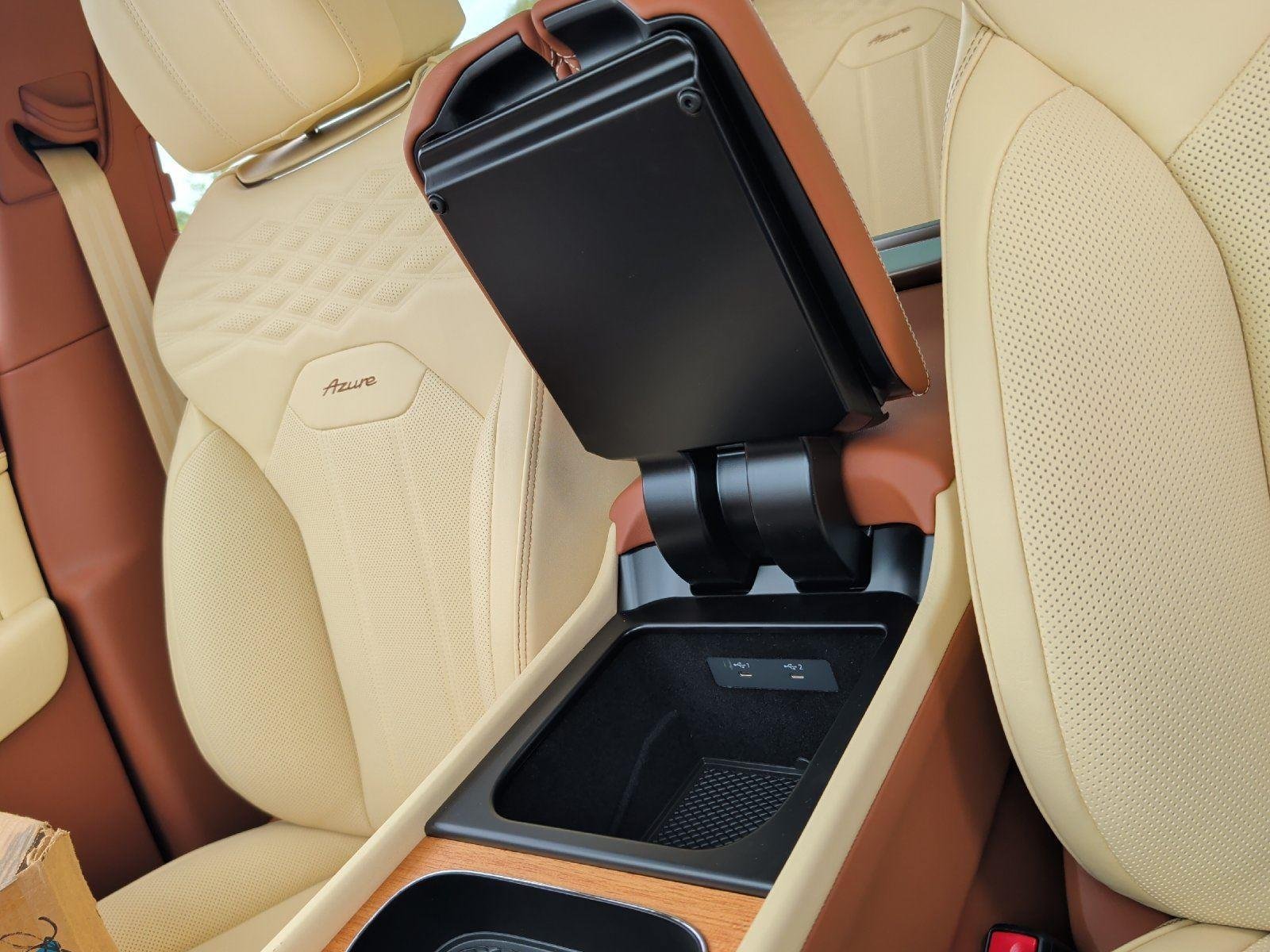 New 2026 Bentley Bentayga Extended Wheelbase AWD/4WD image 35