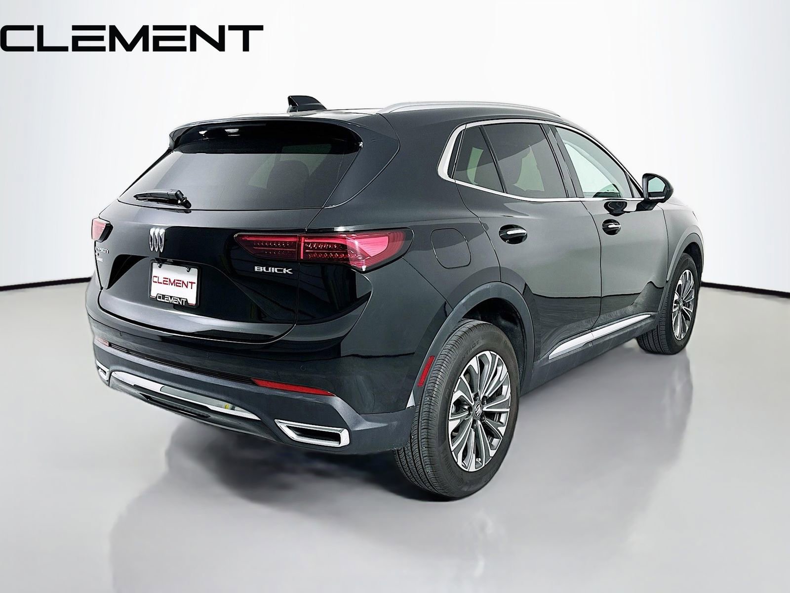 Used 2025 Buick Envision Preferred AWD/4WD image 7
