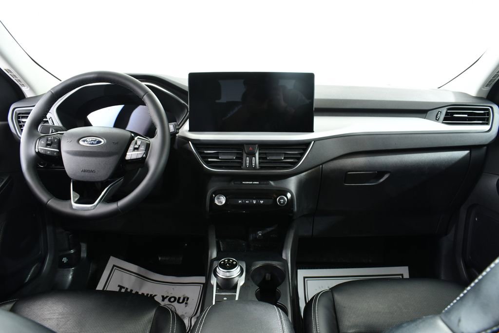 Used 2023 Ford Escape Platinum image 7